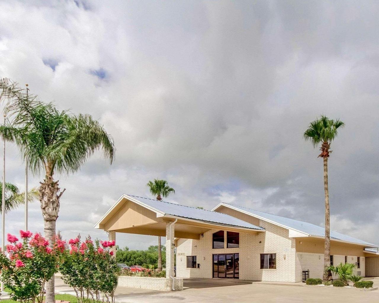 Econo Lodge Falfurrias Hwy 281 Eksteriør billede